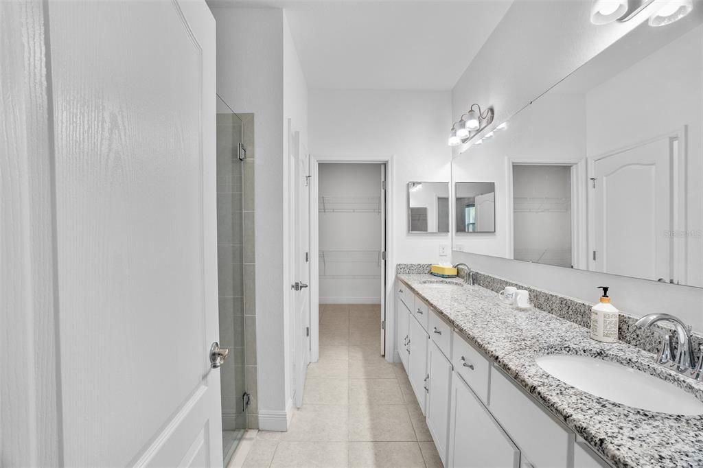 For Sale: $669,000 (4 beds, 3 baths, 3045 Square Feet)