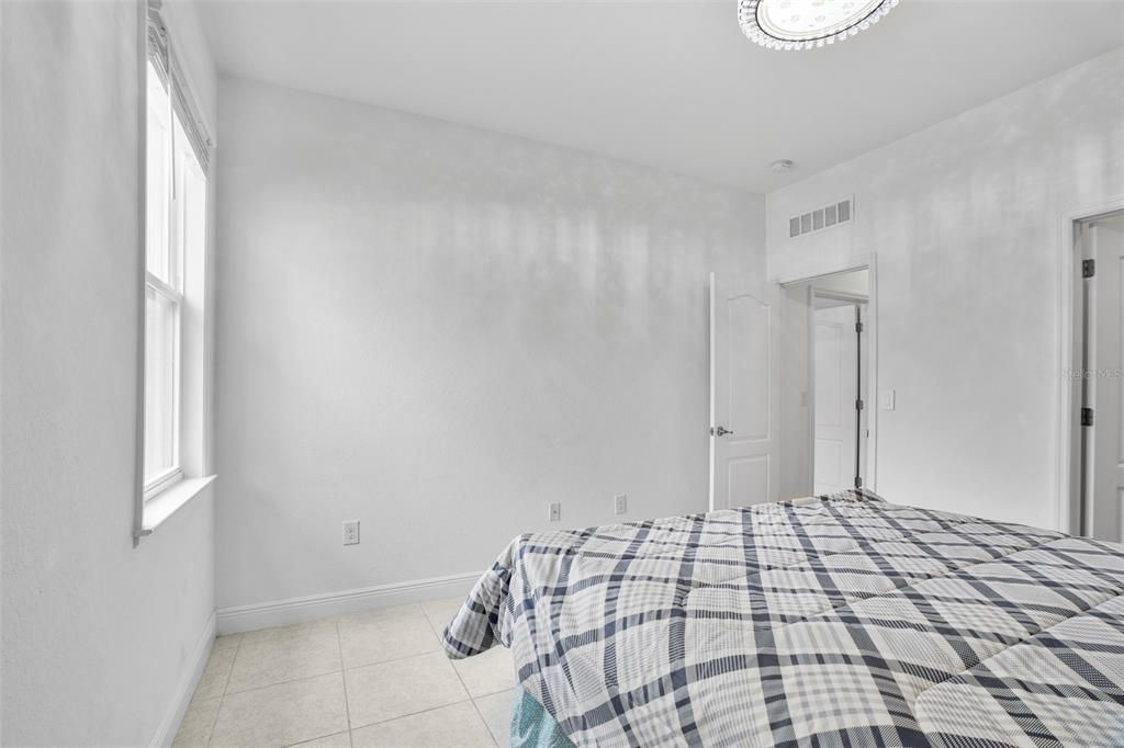 For Sale: $669,000 (4 beds, 3 baths, 3045 Square Feet)