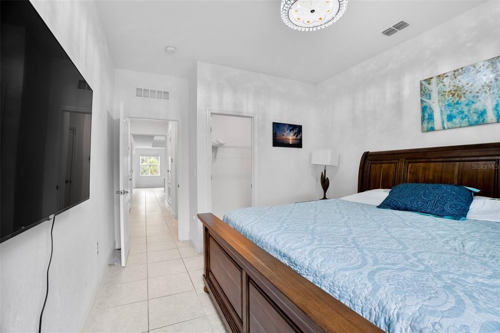 For Sale: $669,000 (4 beds, 3 baths, 3045 Square Feet)