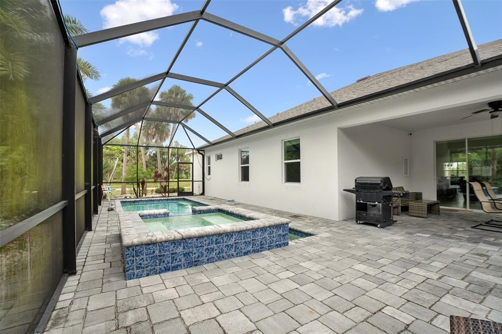 For Sale: $669,000 (4 beds, 3 baths, 3045 Square Feet)