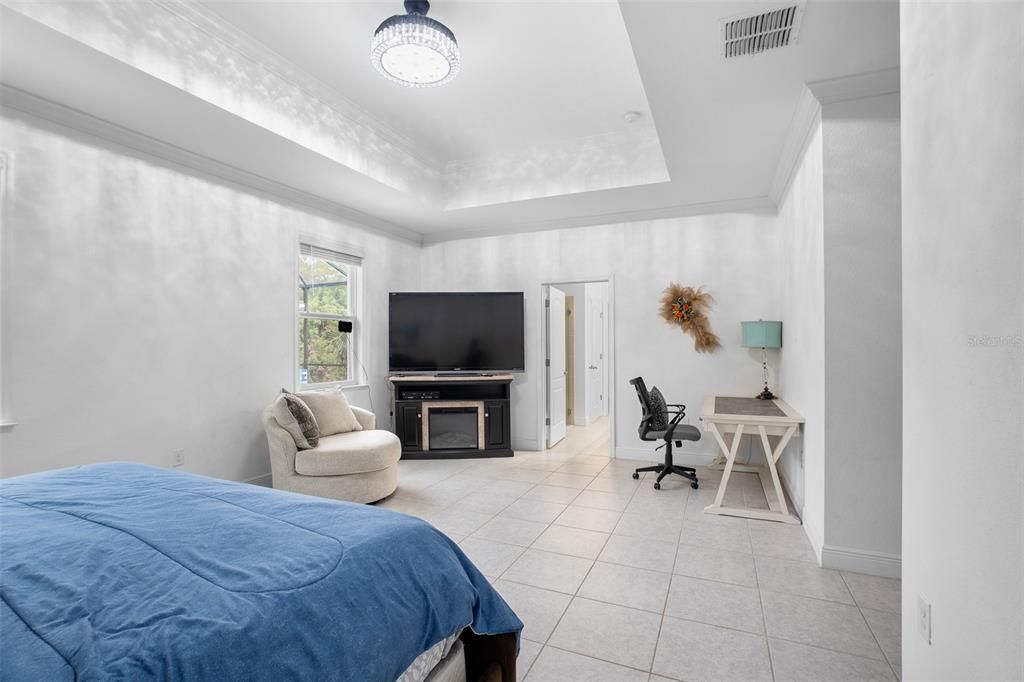 For Sale: $669,000 (4 beds, 3 baths, 3045 Square Feet)