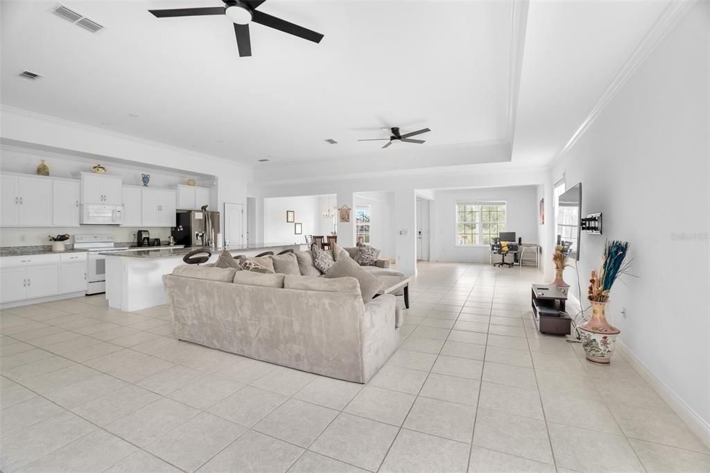 For Sale: $669,000 (4 beds, 3 baths, 3045 Square Feet)