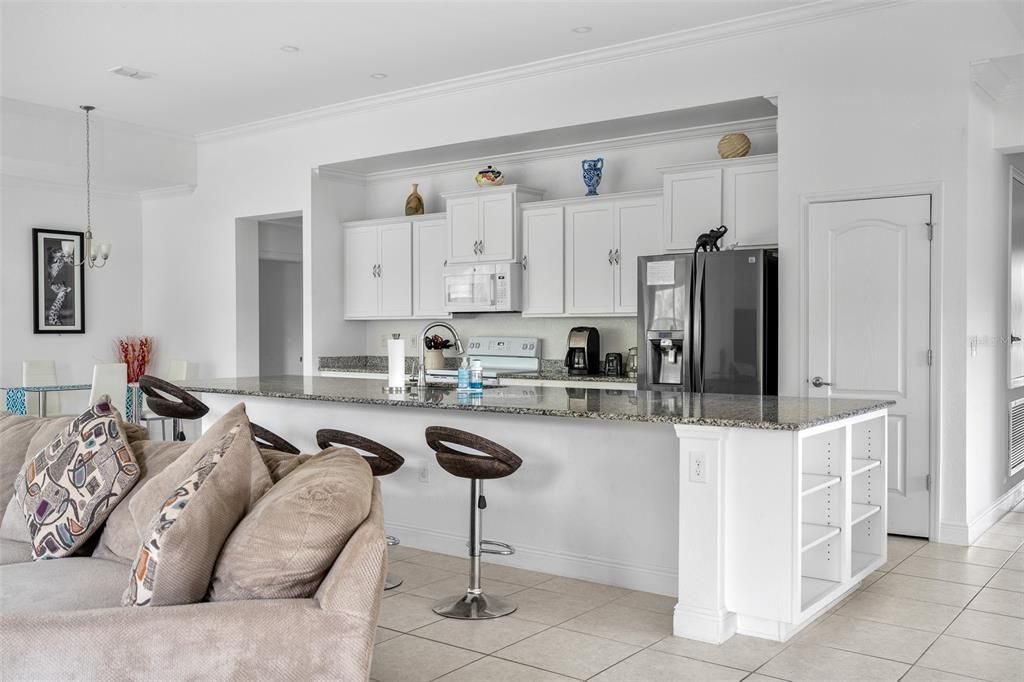 For Sale: $669,000 (4 beds, 3 baths, 3045 Square Feet)