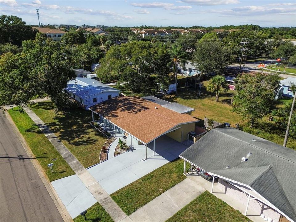 Active With Contract: $315,000 (3 beds, 1 baths, 1045 Square Feet)