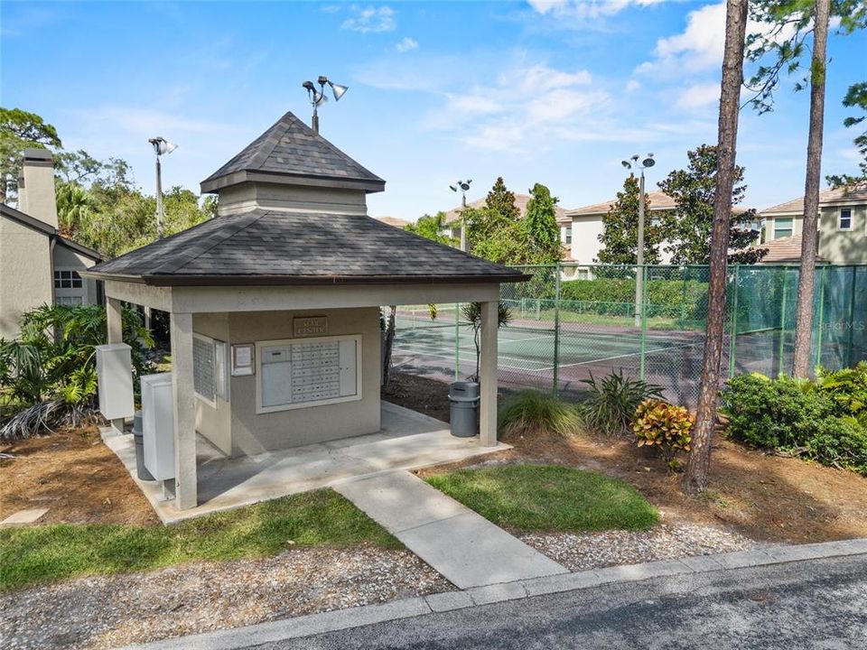 Под контрактом: $339,000 (3 спален, 2 ванн, 1384 Квадратных фут)