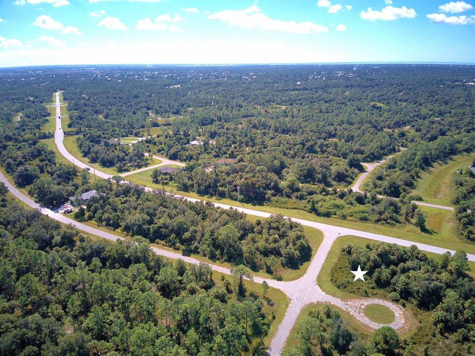 合同活跃: $15,500 (0.30 acres)