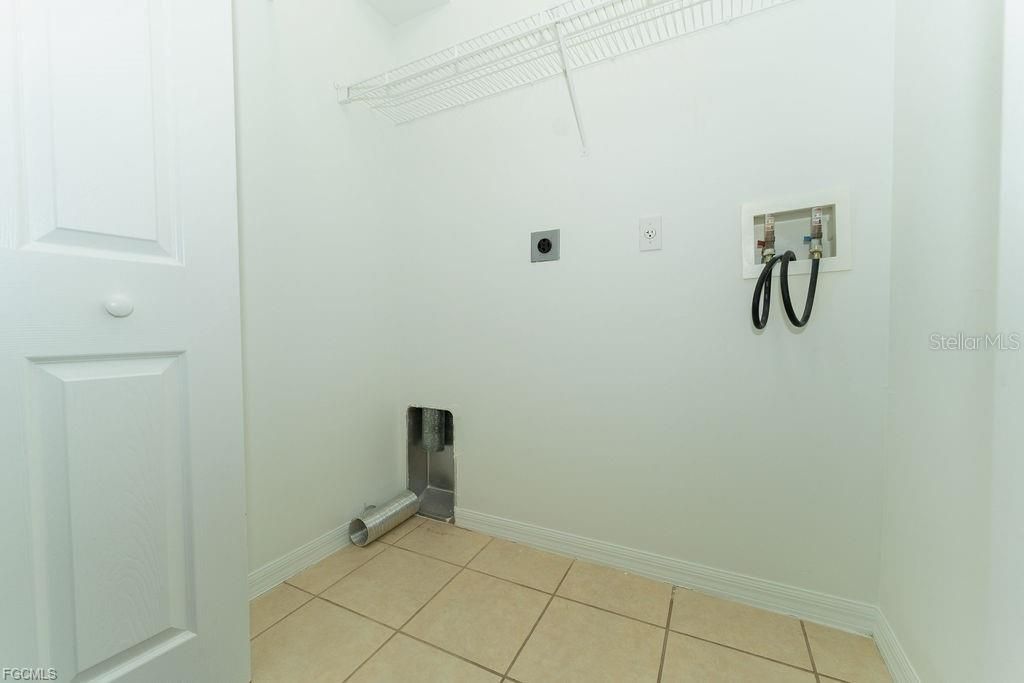 For Sale: $262,500 (3 beds, 2 baths, 1767 Square Feet)