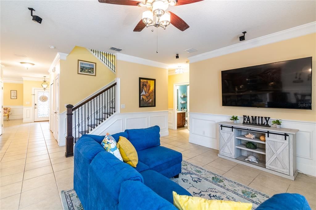 Activo con contrato: $770,000 (5 camas, 3 baños, 3238 Pies cuadrados)