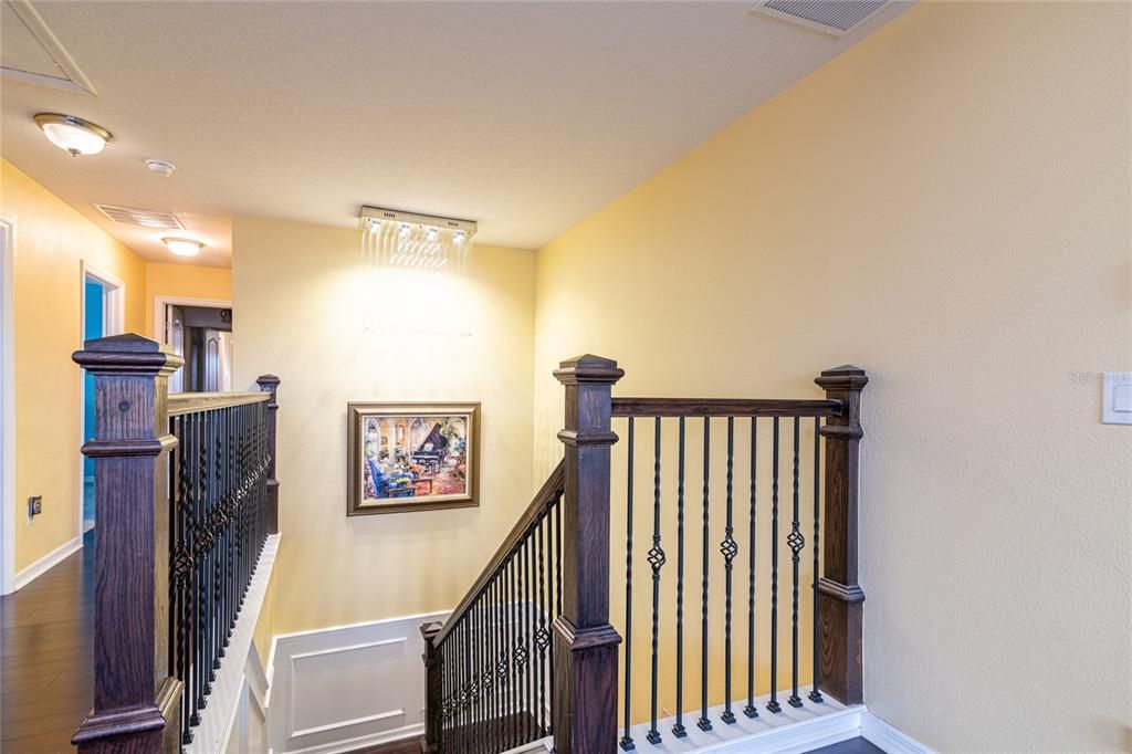 Activo con contrato: $770,000 (5 camas, 3 baños, 3238 Pies cuadrados)