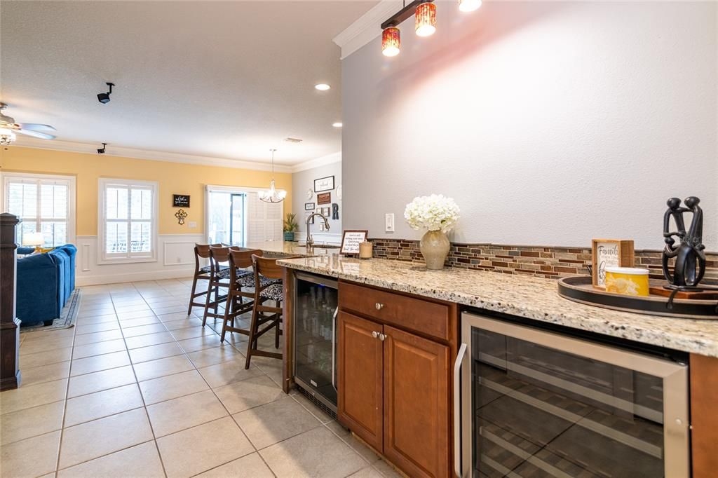 Activo con contrato: $770,000 (5 camas, 3 baños, 3238 Pies cuadrados)