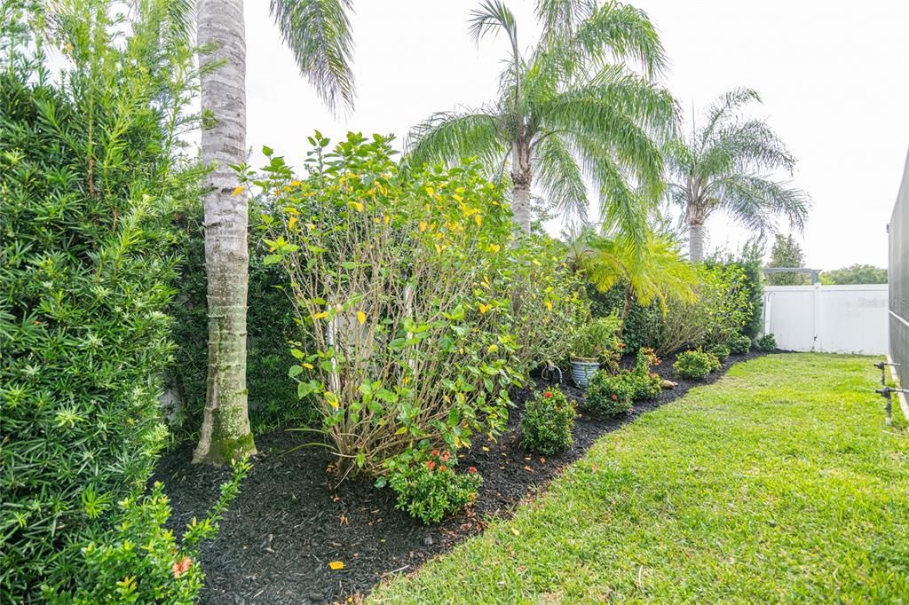 Activo con contrato: $770,000 (5 camas, 3 baños, 3238 Pies cuadrados)