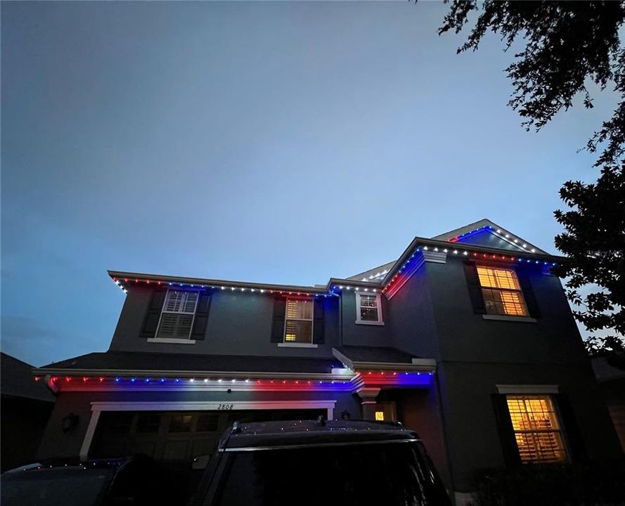 Activo con contrato: $770,000 (5 camas, 3 baños, 3238 Pies cuadrados)