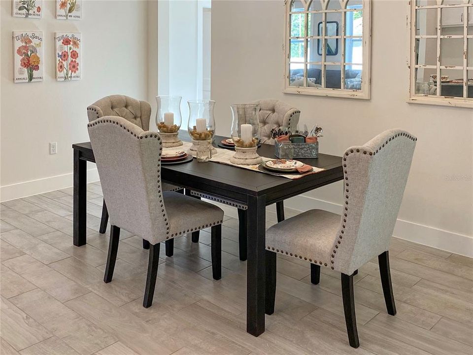 For Sale: $329,900 (3 beds, 2 baths, 1433 Square Feet)