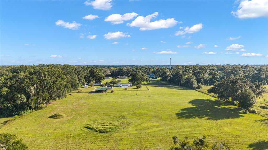 En Venta: $550,000 (4 camas, 3 baños, 2762 Pies cuadrados)