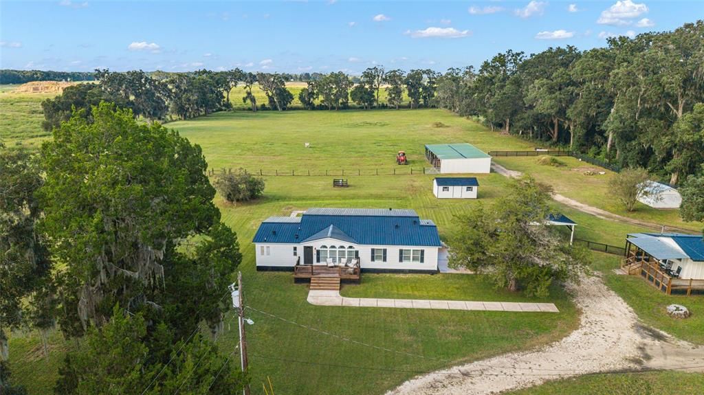 En Venta: $550,000 (4 camas, 3 baños, 2762 Pies cuadrados)