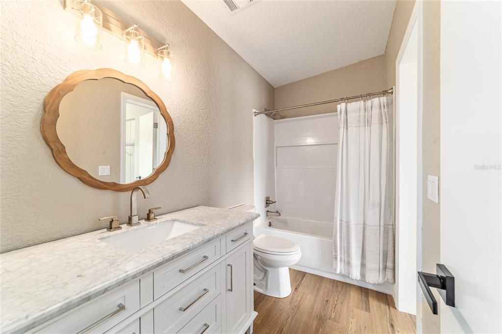 En Venta: $550,000 (4 camas, 3 baños, 2762 Pies cuadrados)