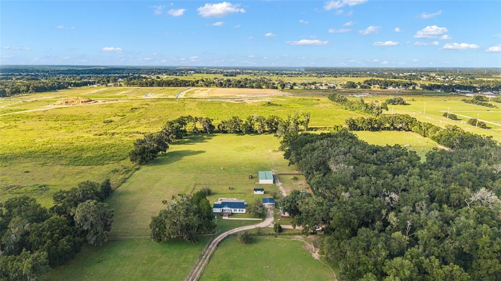 En Venta: $550,000 (4 camas, 3 baños, 2762 Pies cuadrados)