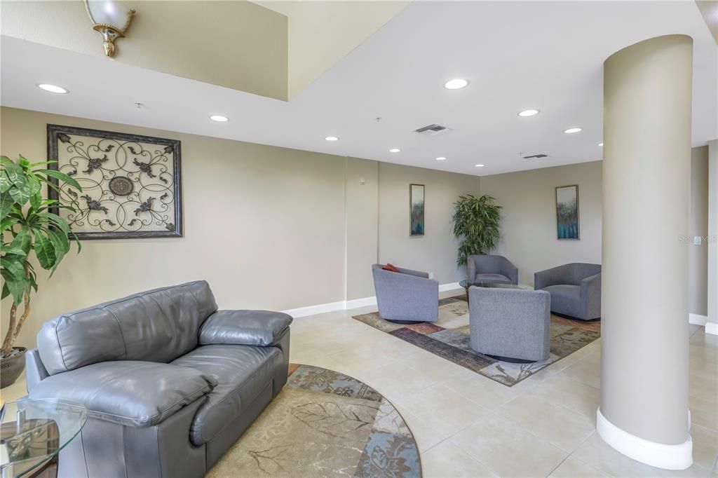 For Rent: $3,600 (3 beds, 2 baths, 1711 Square Feet)