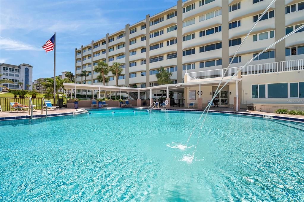 En Venta: $439,900 (2 camas, 2 baños, 1580 Pies cuadrados)