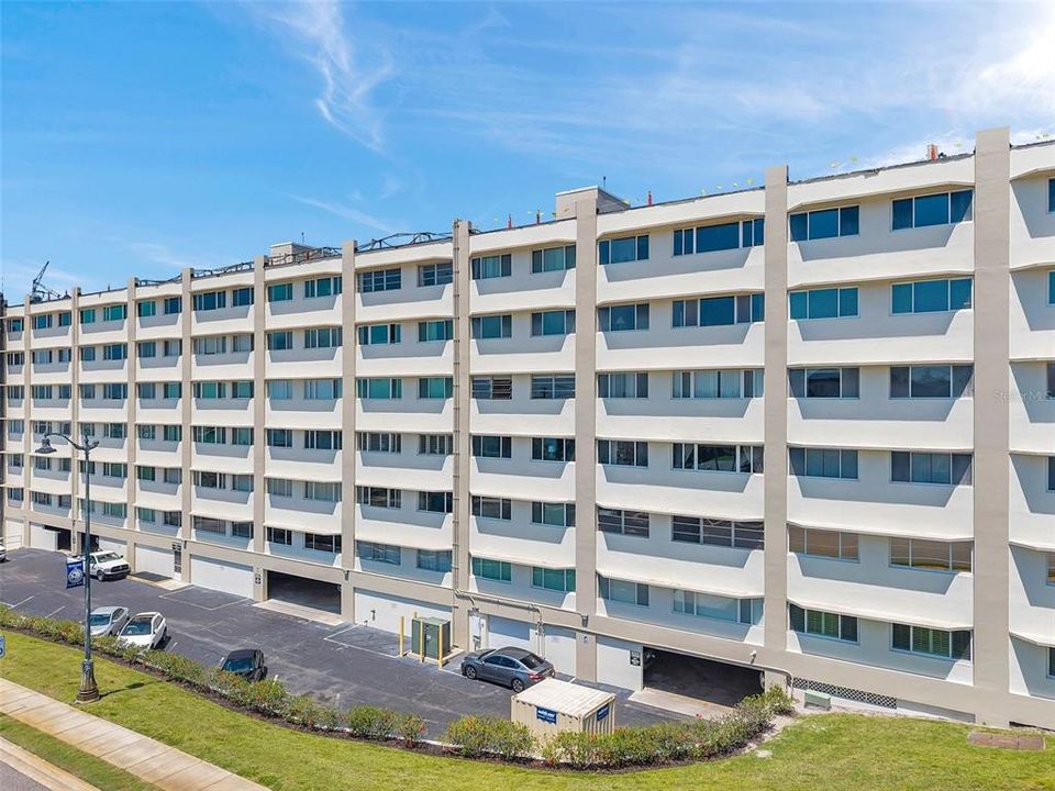 En Venta: $439,900 (2 camas, 2 baños, 1580 Pies cuadrados)