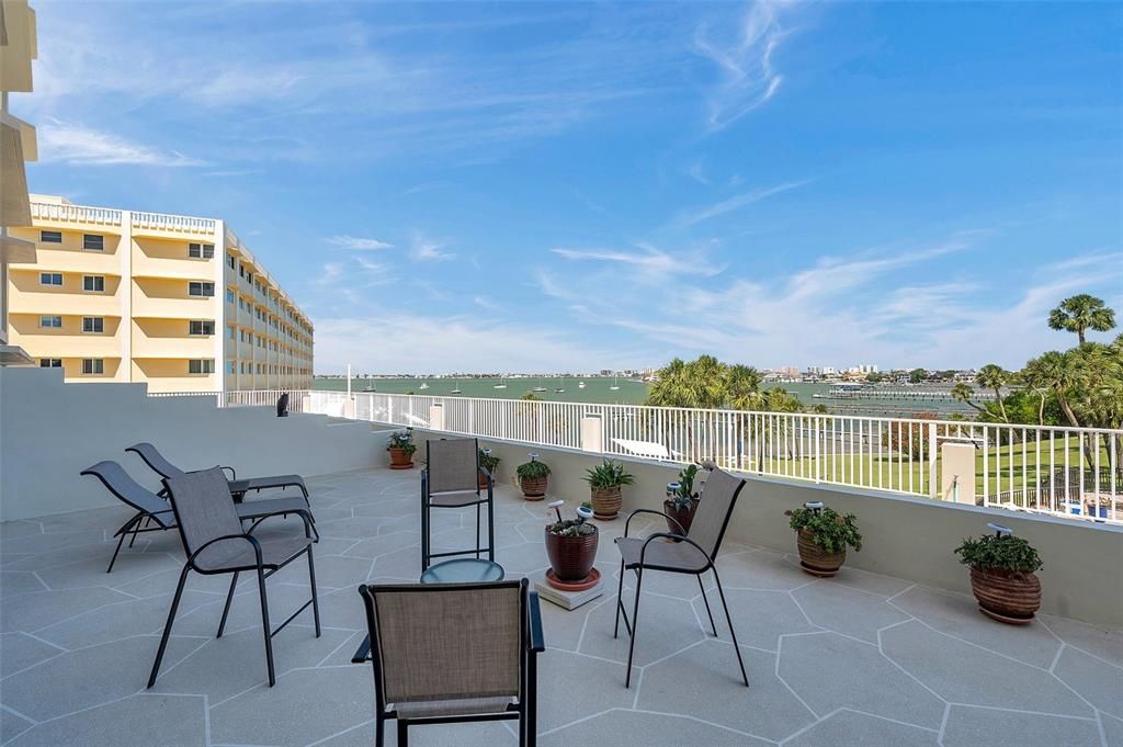 En Venta: $439,900 (2 camas, 2 baños, 1580 Pies cuadrados)