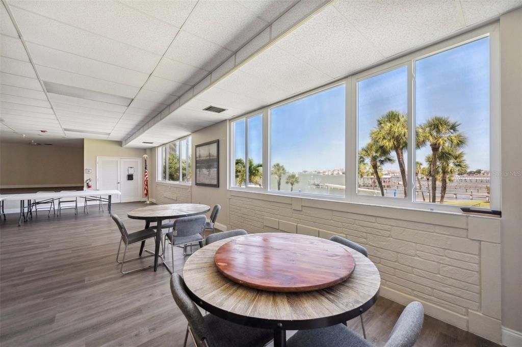 En Venta: $439,900 (2 camas, 2 baños, 1580 Pies cuadrados)