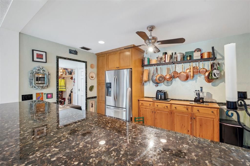 En Venta: $439,900 (2 camas, 2 baños, 1580 Pies cuadrados)