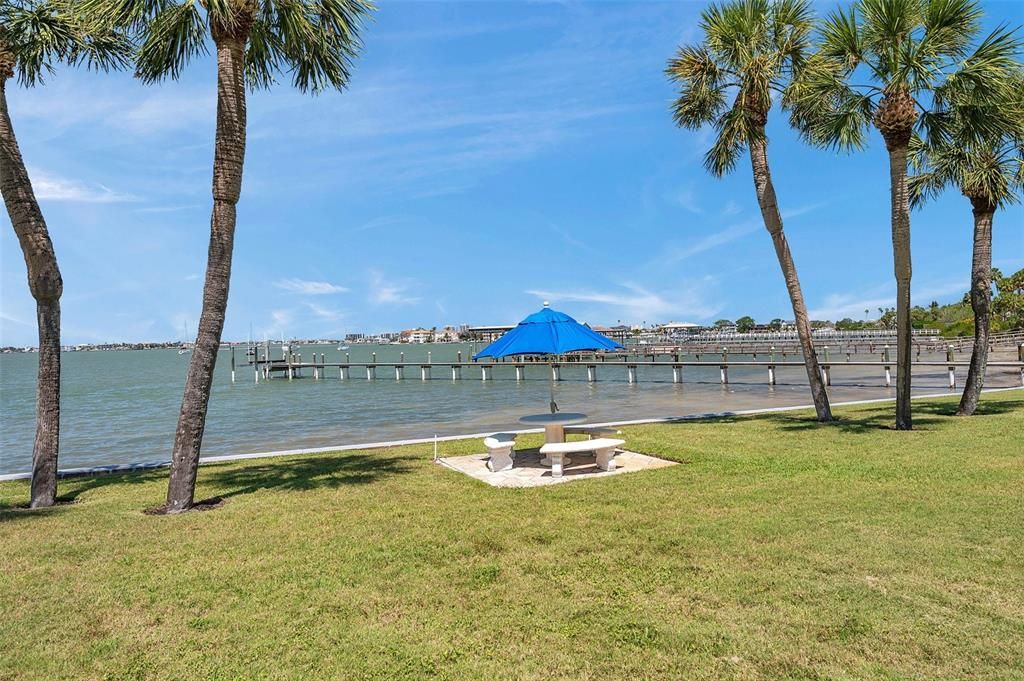 En Venta: $439,900 (2 camas, 2 baños, 1580 Pies cuadrados)