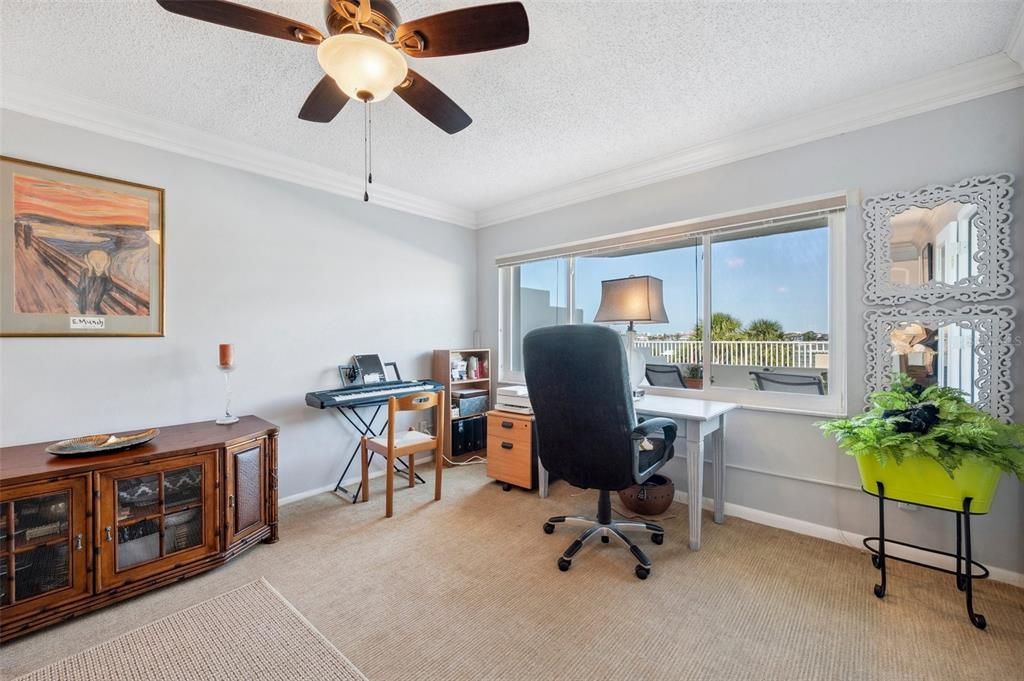 En Venta: $439,900 (2 camas, 2 baños, 1580 Pies cuadrados)