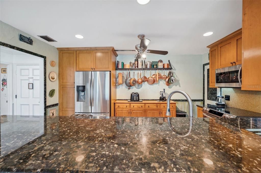 En Venta: $439,900 (2 camas, 2 baños, 1580 Pies cuadrados)