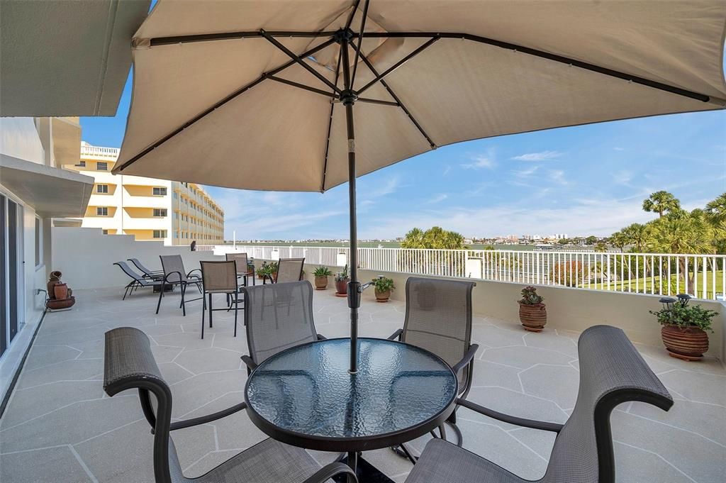 En Venta: $439,900 (2 camas, 2 baños, 1580 Pies cuadrados)