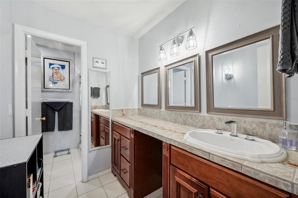 En Venta: $439,900 (2 camas, 2 baños, 1580 Pies cuadrados)