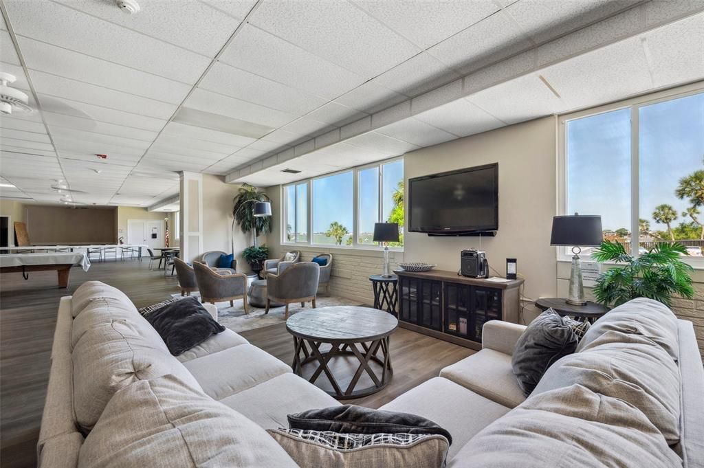 En Venta: $439,900 (2 camas, 2 baños, 1580 Pies cuadrados)