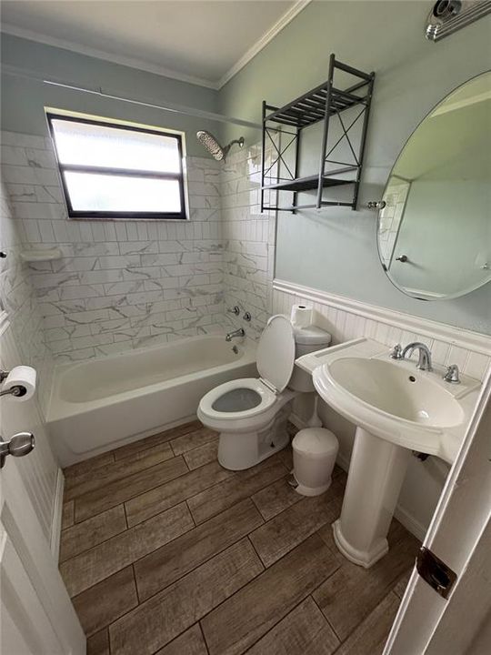 For Rent: $2,000 (2 beds, 2 baths, 962 Square Feet)