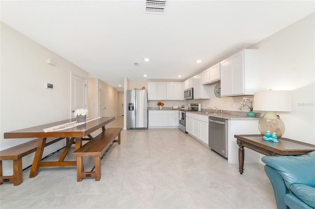 En Venta: $321,900 (3 camas, 2 baños, 1232 Pies cuadrados)