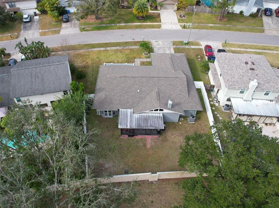 Activo con contrato: $489,000 (4 camas, 2 baños, 2110 Pies cuadrados)