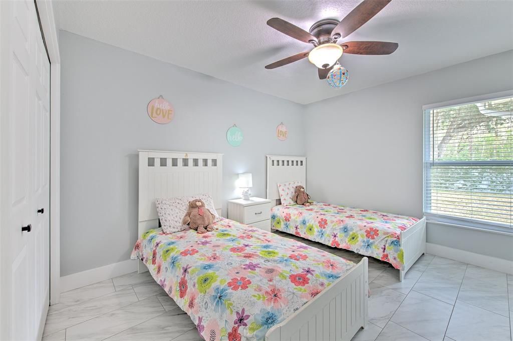 Activo con contrato: $489,000 (4 camas, 2 baños, 2110 Pies cuadrados)