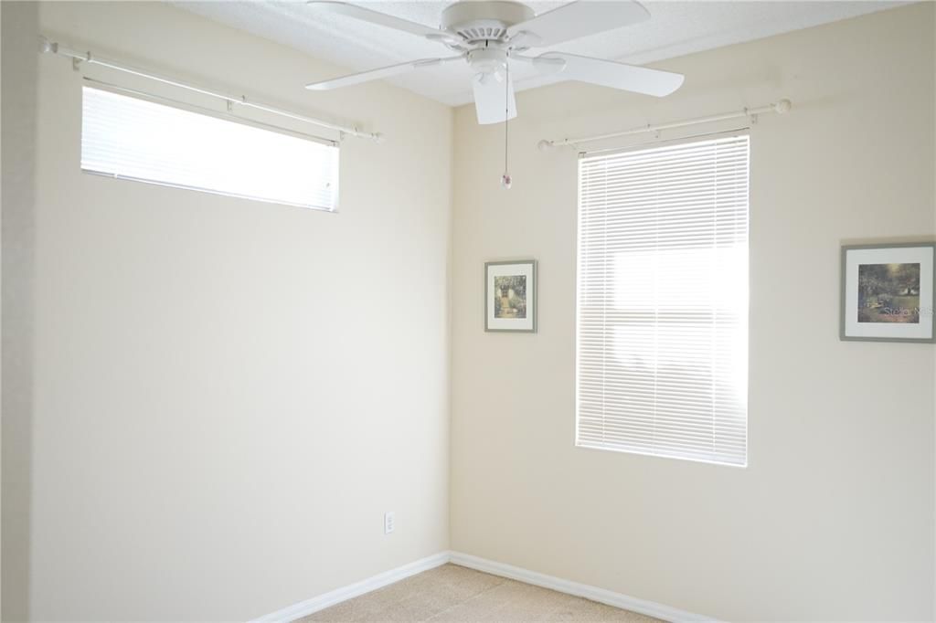 На продажу: $213,000 (2 спален, 2 ванн, 1194 Квадратных фут)