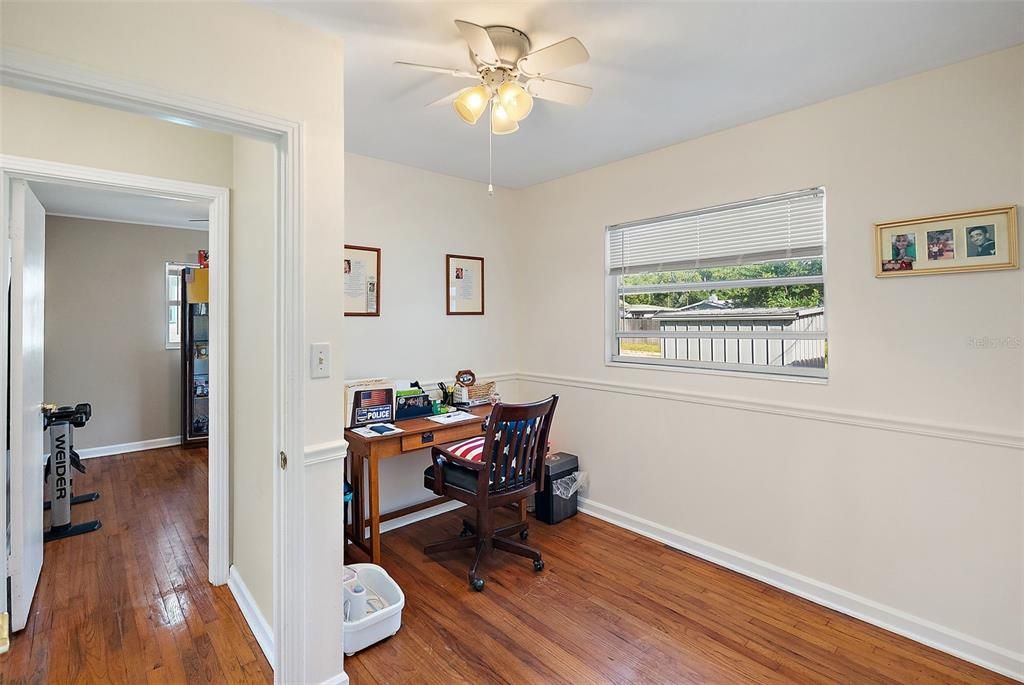 Active With Contract: $310,000 (3 beds, 1 baths, 816 Square Feet)