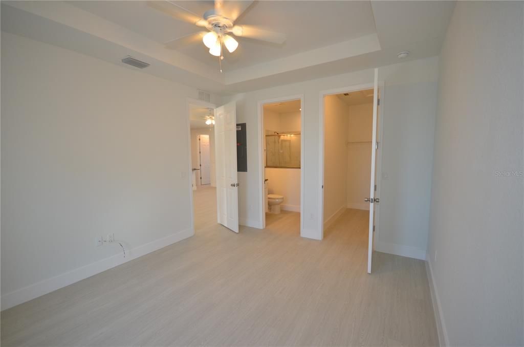 En Venta: $599,000 (5 camas, 0 baños, 2619 Pies cuadrados)