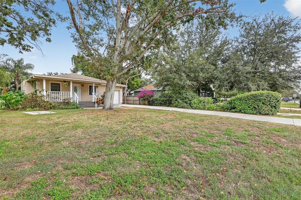 For Sale: $515,000 (3 beds, 2 baths, 1466 Square Feet)