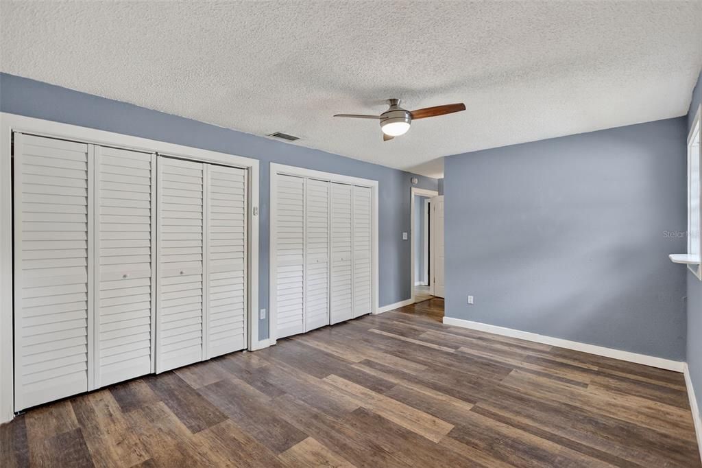 For Sale: $515,000 (3 beds, 2 baths, 1466 Square Feet)