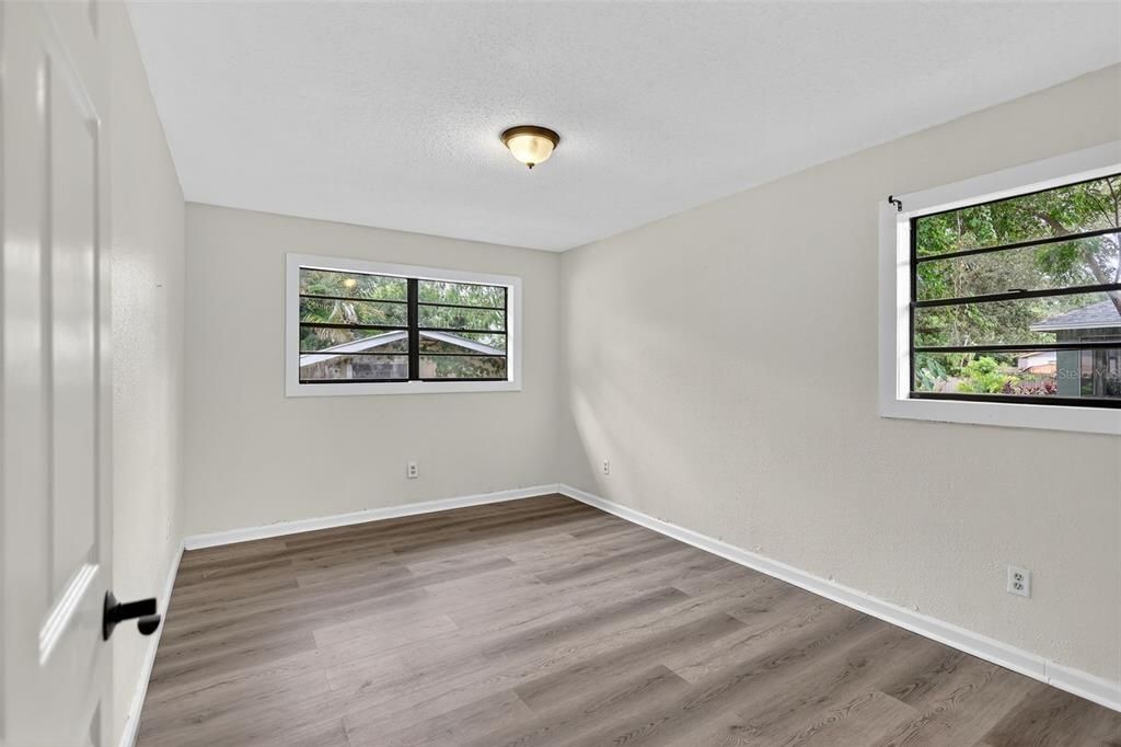 For Sale: $515,000 (3 beds, 2 baths, 1466 Square Feet)