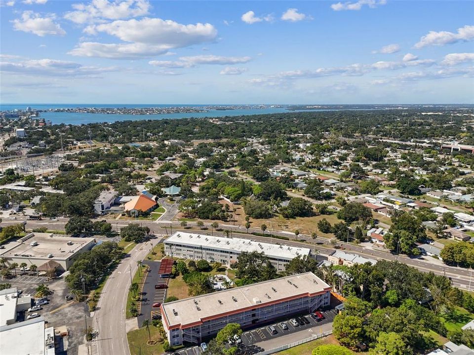 出租: $1,875 (2 贝兹, 2 浴室, 1235 平方英尺)