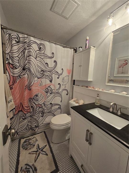 出租: $1,875 (2 贝兹, 2 浴室, 1235 平方英尺)