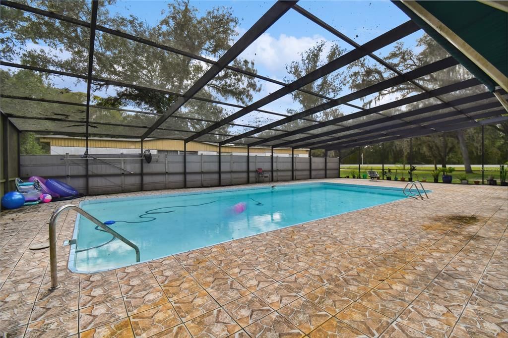 For Sale: $559,900 (3 beds, 2 baths, 1443 Square Feet)