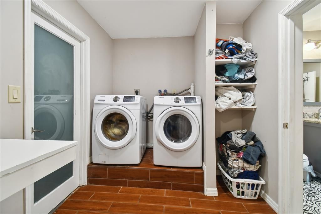 For Sale: $559,900 (3 beds, 2 baths, 1443 Square Feet)