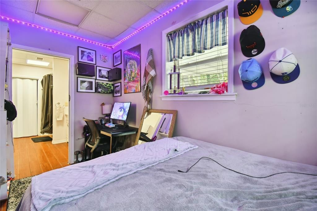 For Sale: $559,900 (3 beds, 2 baths, 1443 Square Feet)