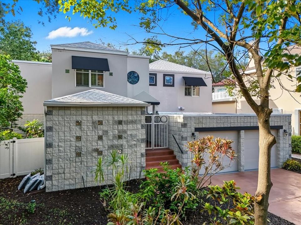 For Sale: $1,459,000 (4 beds, 3 baths, 4643 Square Feet)