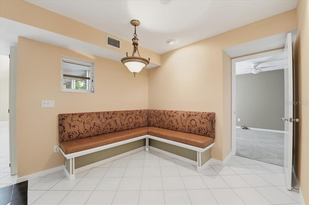 For Sale: $1,459,000 (4 beds, 3 baths, 4643 Square Feet)